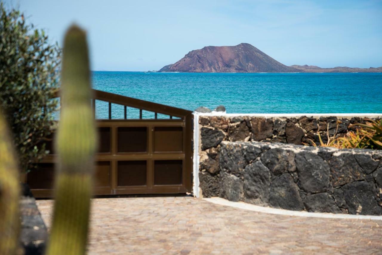La Golondrina - Beach Froont Corralejo Exterior photo