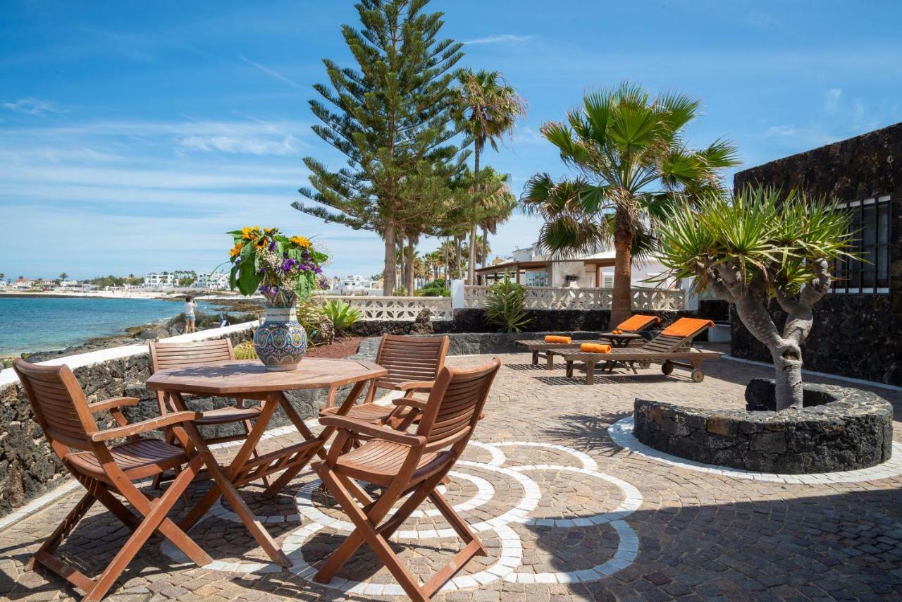 La Golondrina - Beach Froont Corralejo Exterior photo