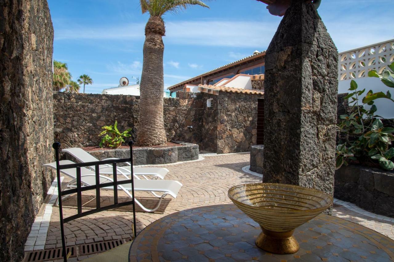 La Golondrina - Beach Froont Corralejo Exterior photo