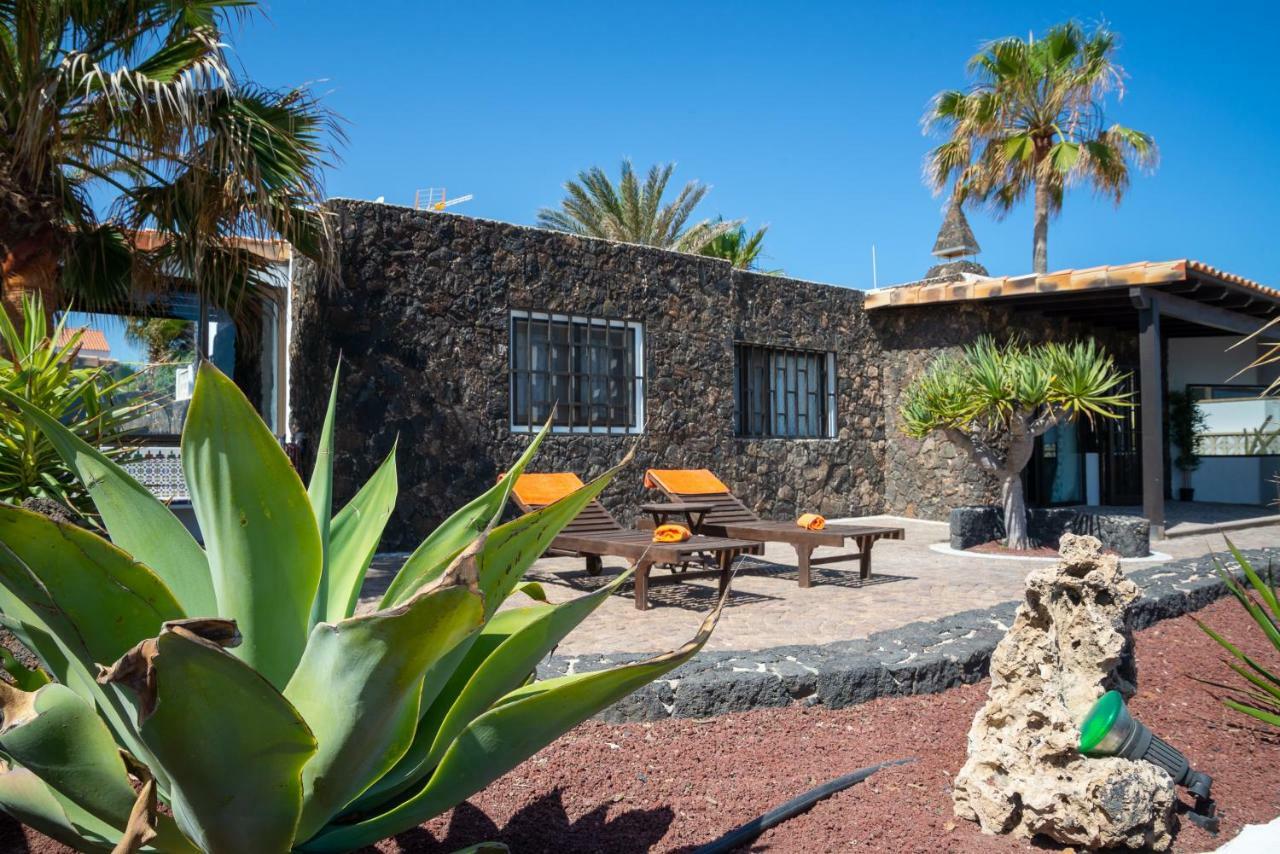 La Golondrina - Beach Froont Corralejo Exterior photo
